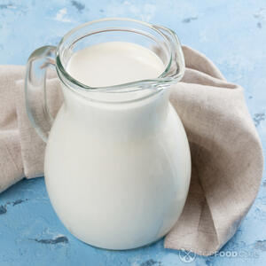 Вливаем молоко