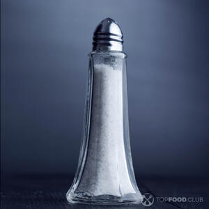 добавить соль