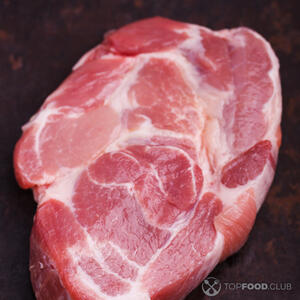 Подготавливаем мясо