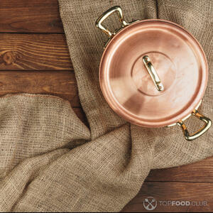 кускус под крышкой