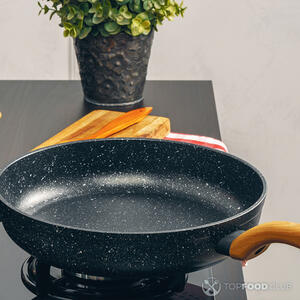 Ставим сквороду