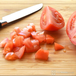 Резать помидоры