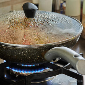 Накрываем крышкой