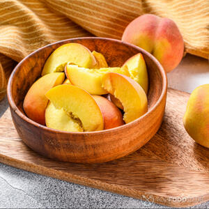 персики нарезать