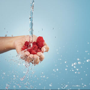 мыть малину