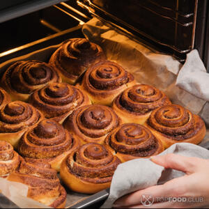 Синнабоны на противне