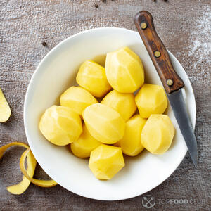 Чистим картошку