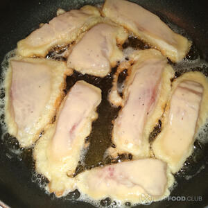 Ложим на сковородку