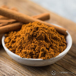 Всыпаем корицу