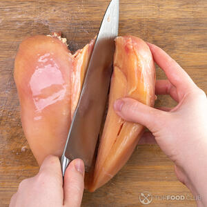 резать грудку