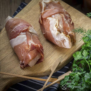 курица в беконе