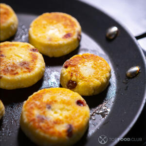 сырники с изюмом