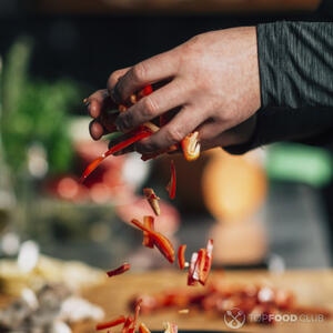 Добавляем перец