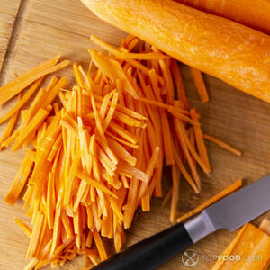 Добавляем морковь