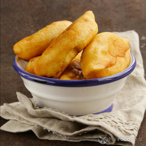 Готовые пирожки с картофелем