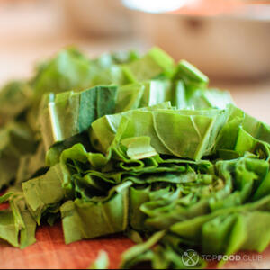 Нарезать щавель