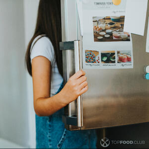 Достаньте стейк из холодильника