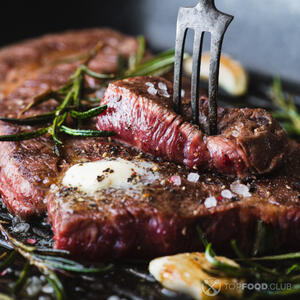 Готовый стейк