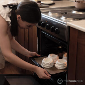 Вытащить меренги с духовки