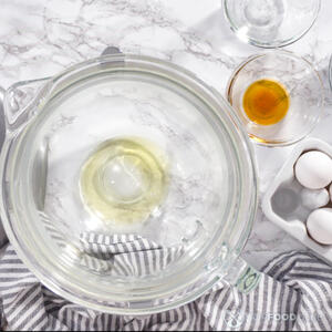 Яичные белки