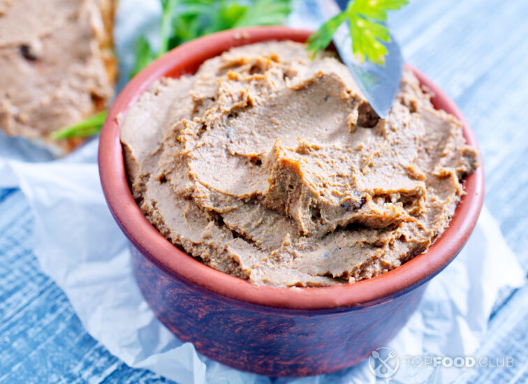 2023-08-08-8rmoeb-liver-pate