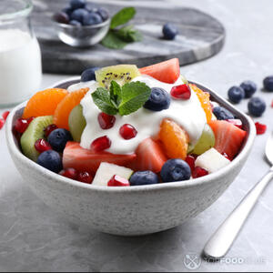 Готовый фруктовый салат