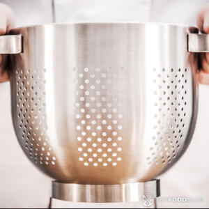 Слейте воду