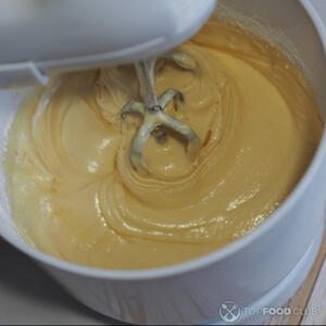 перемешивайте тесто