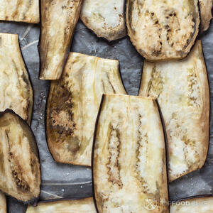 Выкладываем баклажан