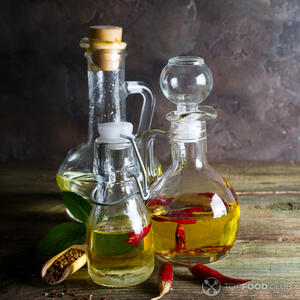 Наливаем масло