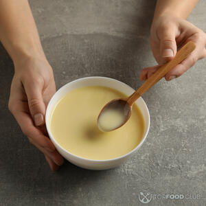 Берем сгущенку