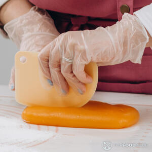 Разделяем тесто