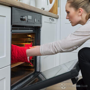 Достаем из духовки