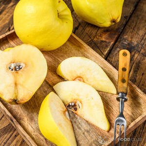 Резать айву