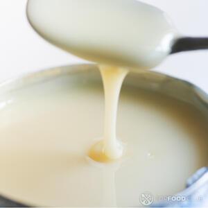 Налить сгущенку