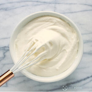 Взбить сливки