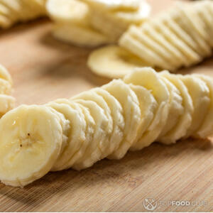 Резать банан