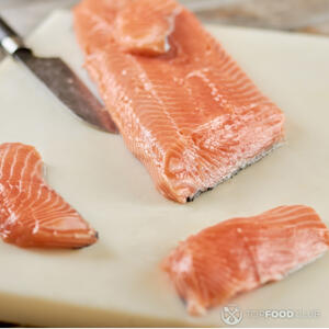 Резать лосось
