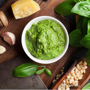 Добавить песто