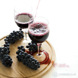 Налить вино