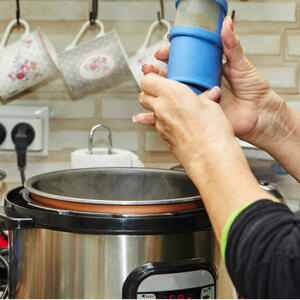 Включите пароварку