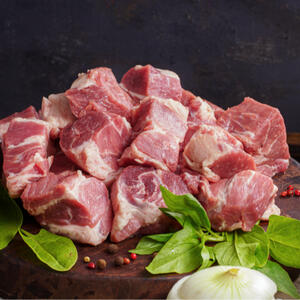 Свинину порезать