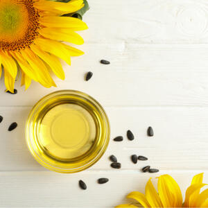 Смазать маслом