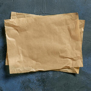 Застелить чашу бумагой