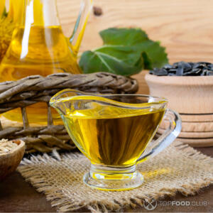 Смазать маслом