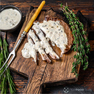 Подать стейк