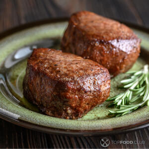 Подать стейки