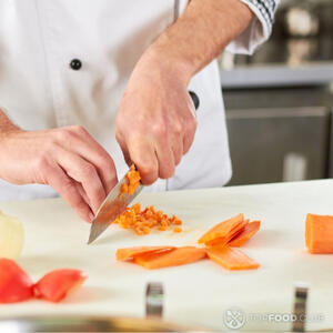 Порезать морковь