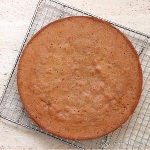 Остудить бисквит