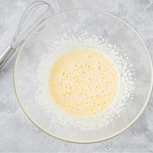 Взбить яйца